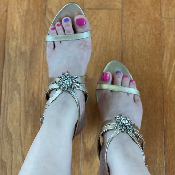 Aldo Gold Rhinestone Jeweled Stiletto - Size 6.5 - Picture 2 of 11